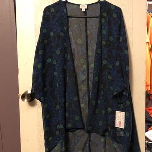 Brand new with tags medium LulaRoe Lindsey